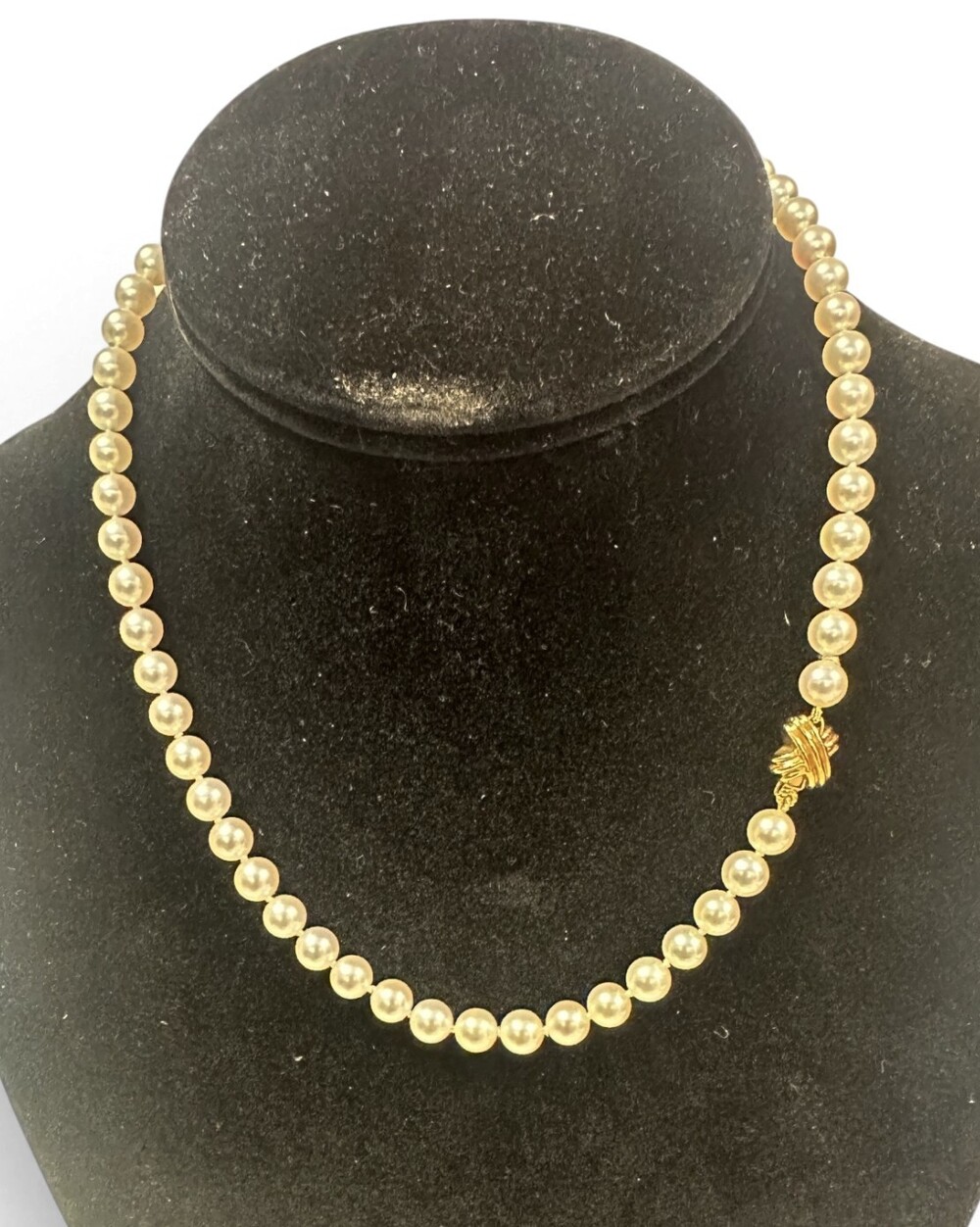 Tiffany&Co 18k Pearl Necklace 6mm Pearls 17 Inch Necklace w 18k X Shaped Lock